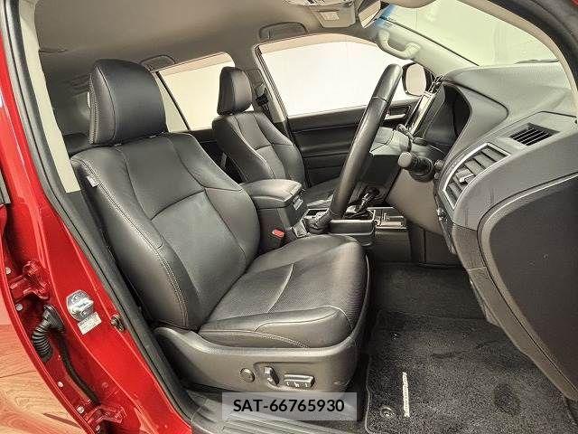 Toyota LAND CRUISER PRADO 2020-10 8245642-10