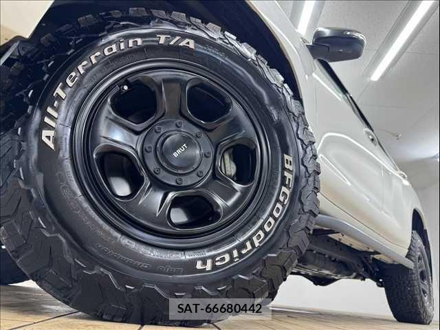Toyota LAND CRUISER PRADO 2024-01 8245631-19