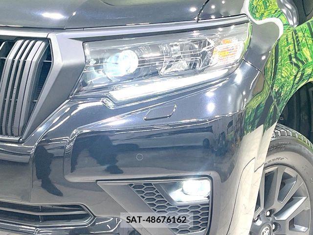 Toyota LAND CRUISER PRADO 2023-07 8245618-12