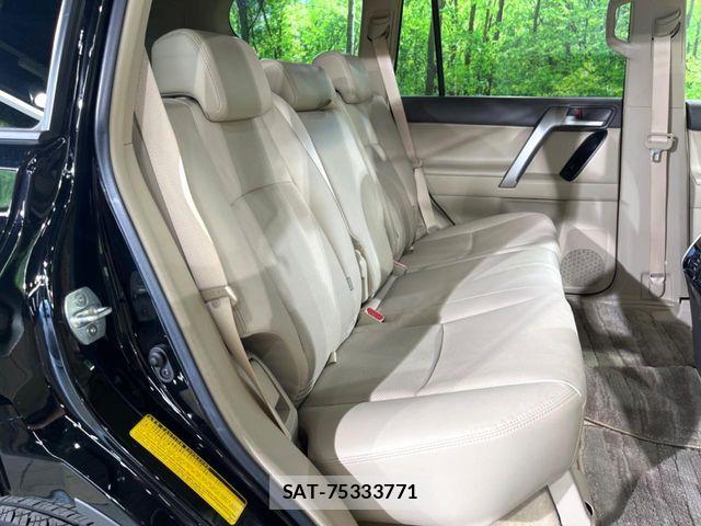 Toyota LAND CRUISER PRADO 2022-09 8245633-9