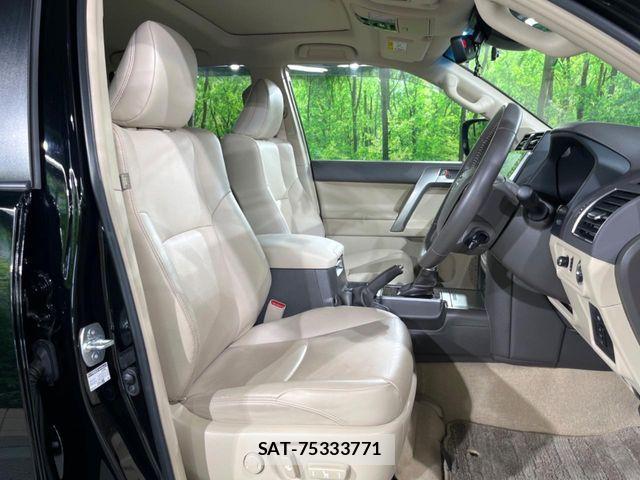 Toyota LAND CRUISER PRADO 2022-09 8245633-8