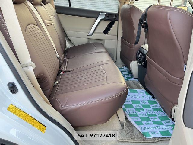 Toyota LAND CRUISER PRADO 2020-02 8245625-14