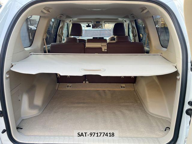 Toyota LAND CRUISER PRADO 2020-02 8245625-24