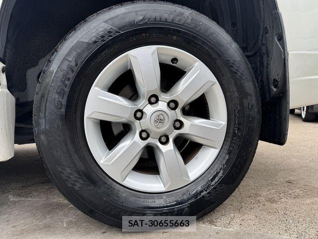 Toyota LAND CRUISER PRADO 2015-07 8315059-11