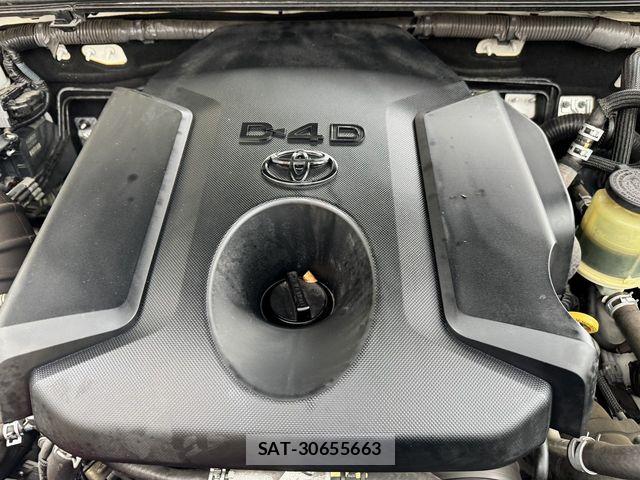 Toyota LAND CRUISER PRADO 2015-07 8315059-28
