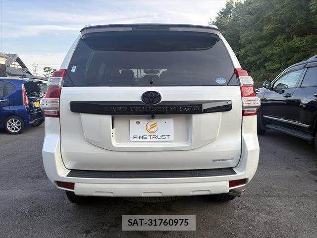 Toyota LAND CRUISER PRADO 2014-05 8315068-20