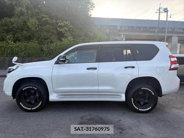 Toyota LAND CRUISER PRADO 2014-05 8315068-22