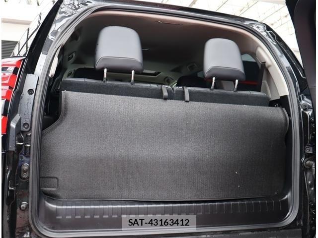 Toyota LAND CRUISER PRADO 2023-10 8315044-15