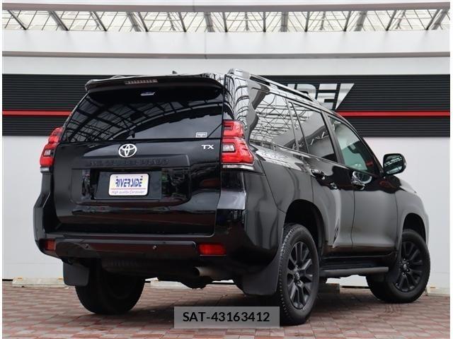 Toyota LAND CRUISER PRADO 2023-10 8315044-2