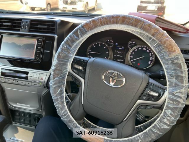 Toyota LAND CRUISER PRADO 2021-03 8315060-18