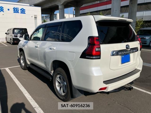 Toyota LAND CRUISER PRADO 2021-03 8315060-4