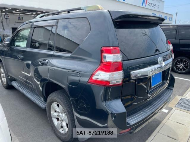 Toyota LAND CRUISER PRADO 2014-07 8315069-3