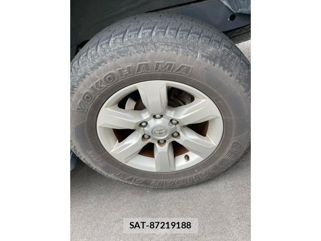 Toyota LAND CRUISER PRADO 2014-07 8315069-6