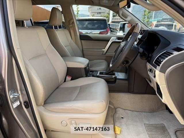 Toyota LAND CRUISER PRADO 2023-08 8315048-15