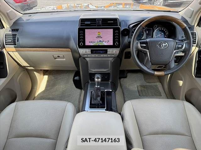 Toyota LAND CRUISER PRADO 2023-08 8315048-1