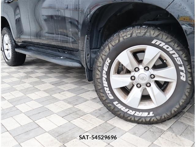 Toyota LAND CRUISER PRADO 2018-09 8315058-17