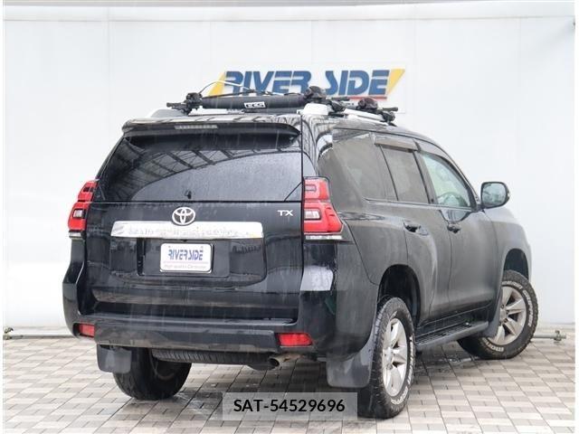 Toyota LAND CRUISER PRADO 2018-09 8315058-2