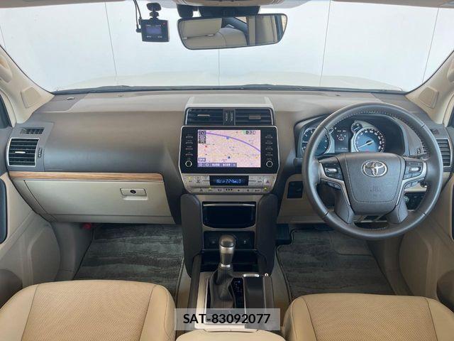 Toyota LAND CRUISER PRADO 2023-02 8315054-1