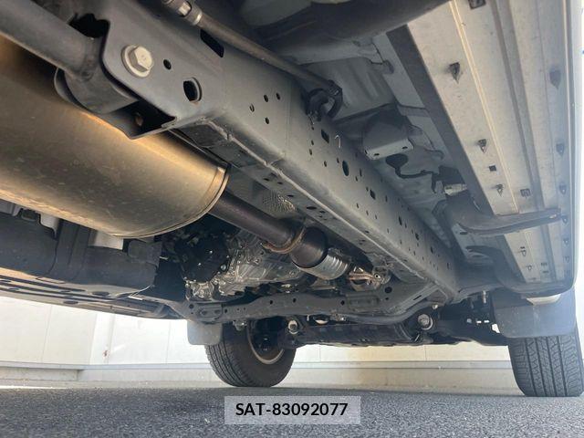 Toyota LAND CRUISER PRADO 2023-02 8315054-19