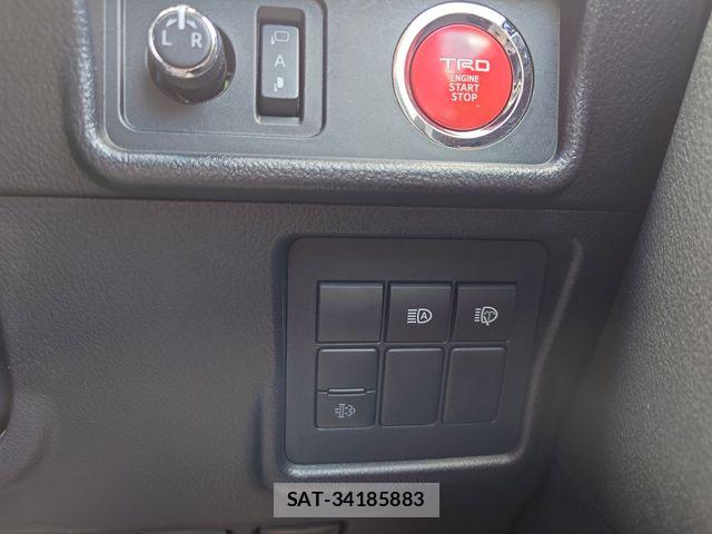Toyota LAND CRUISER PRADO 2022-04 8315047-19