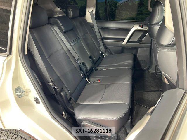 Toyota LAND CRUISER PRADO 2023-08 8315045-9
