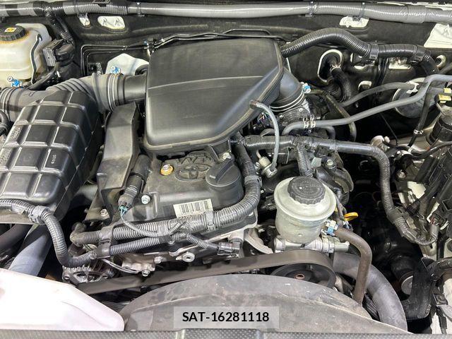 Toyota LAND CRUISER PRADO 2023-08 8315045-18