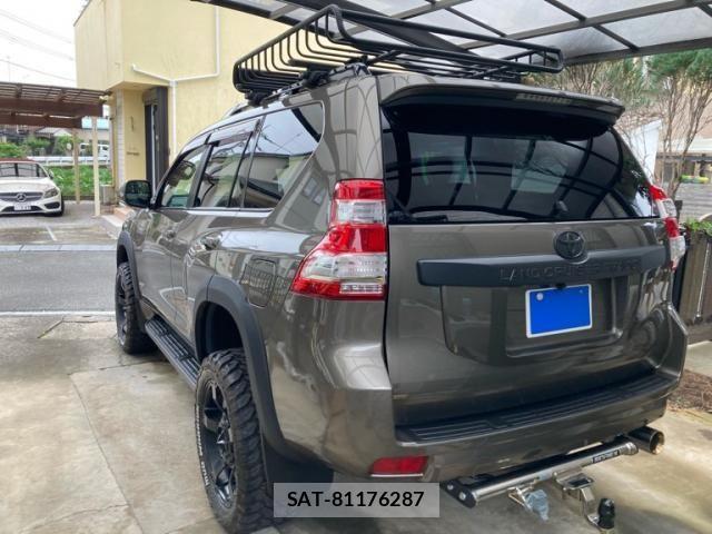 Toyota LAND CRUISER PRADO 2015-04 8315065-9