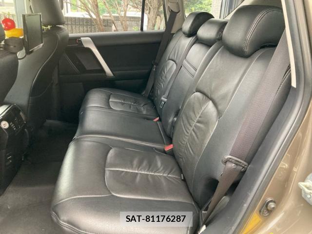 Toyota LAND CRUISER PRADO 2015-04 8315065-14