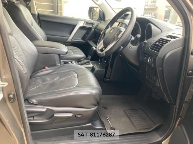 Toyota LAND CRUISER PRADO 2015-04 8315065-18