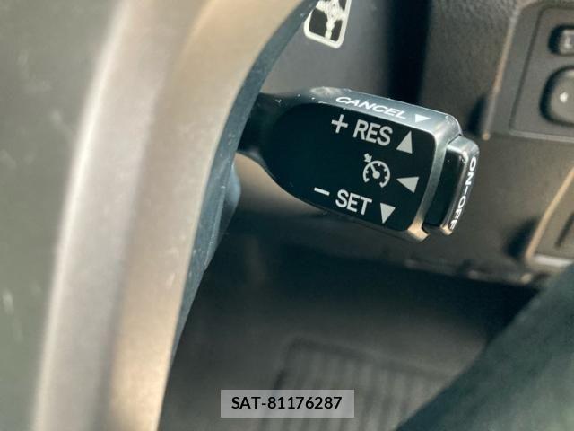 Toyota LAND CRUISER PRADO 2015-04 8315065-21
