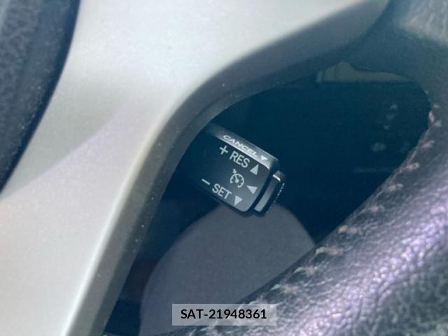 Toyota LAND CRUISER PRADO 2015-07 8315066-17