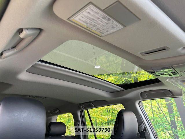 Toyota LAND CRUISER PRADO 2023-09 8315046-2