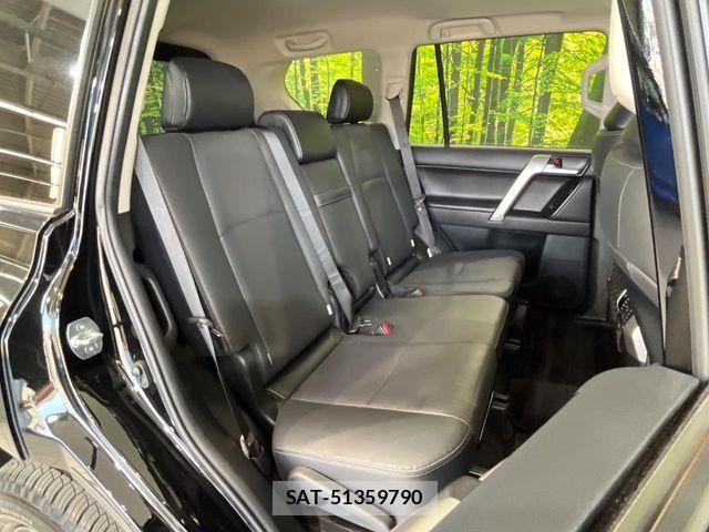 Toyota LAND CRUISER PRADO 2023-09 8315046-8