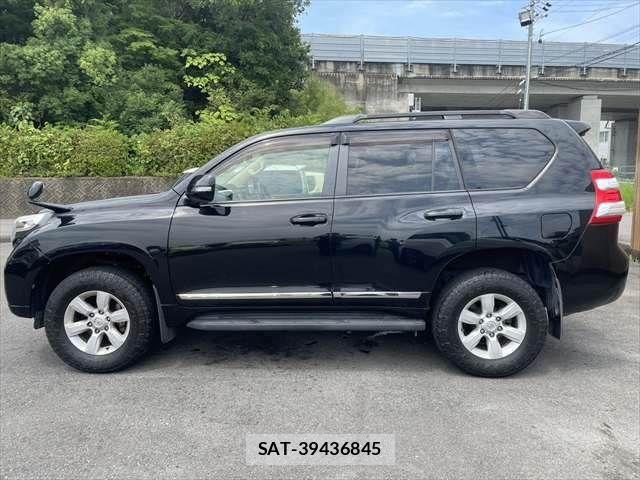 Toyota LAND CRUISER PRADO 2015-04 8315064-21