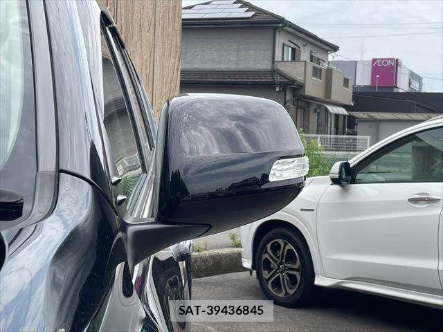 Toyota LAND CRUISER PRADO 2015-04 8315064-27