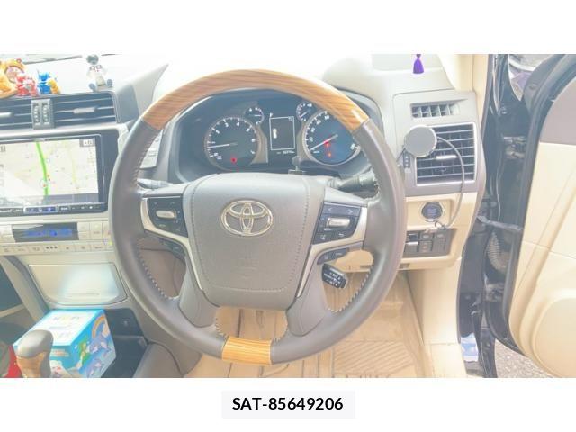 Toyota LAND CRUISER PRADO 2022-02 8315057-9