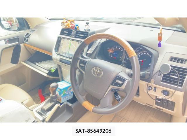 Toyota LAND CRUISER PRADO 2022-02 8315057-10