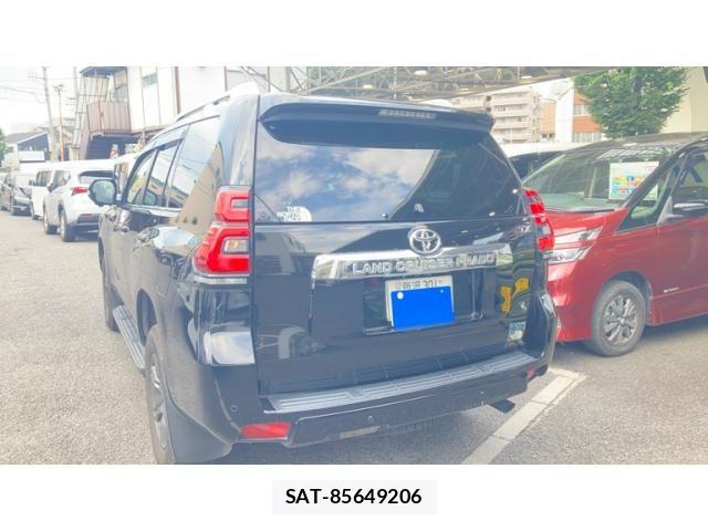 Toyota LAND CRUISER PRADO 2022-02 8315057-2