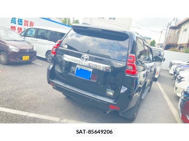 Toyota LAND CRUISER PRADO 2022-02 8315057-3