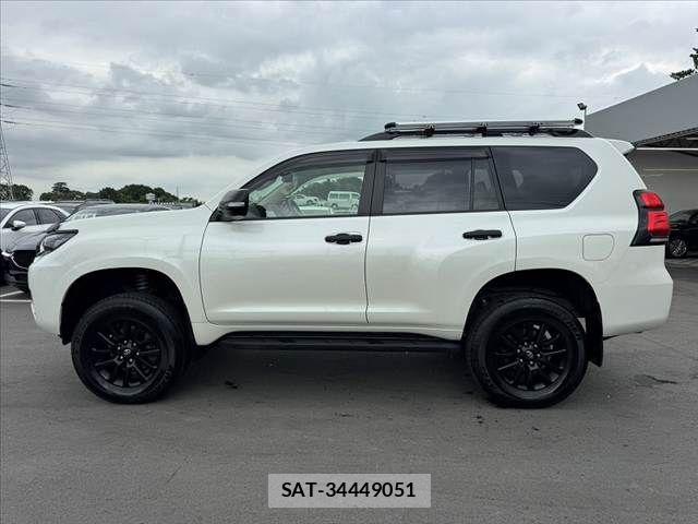 Toyota LAND CRUISER PRADO 2023-02 8315050-10