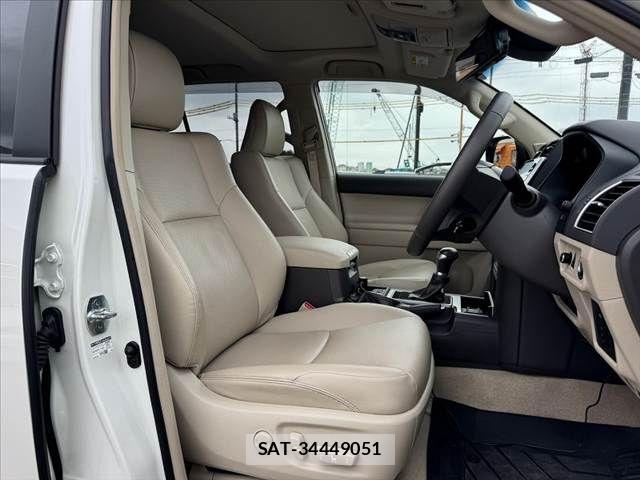 Toyota LAND CRUISER PRADO 2023-02 8315050-15