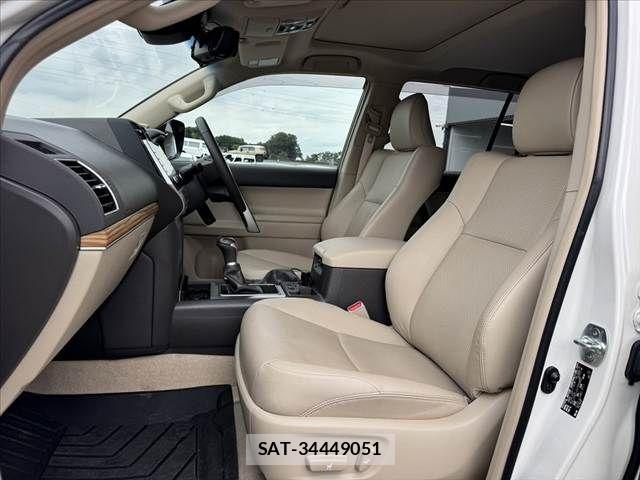 Toyota LAND CRUISER PRADO 2023-02 8315050-16