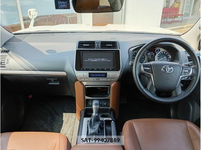 Toyota LAND CRUISER PRADO 2022-06 8315049-1