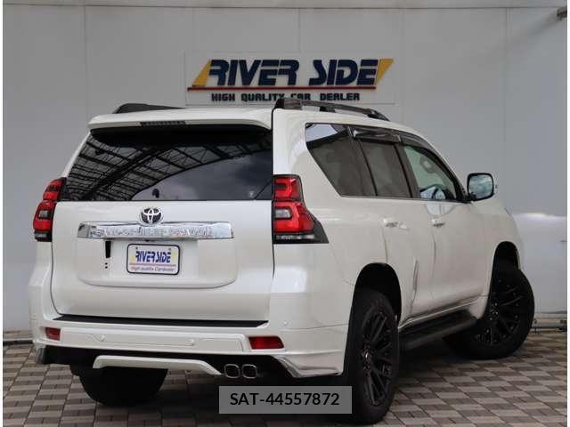 Toyota LAND CRUISER PRADO 2023-03 8315039-15