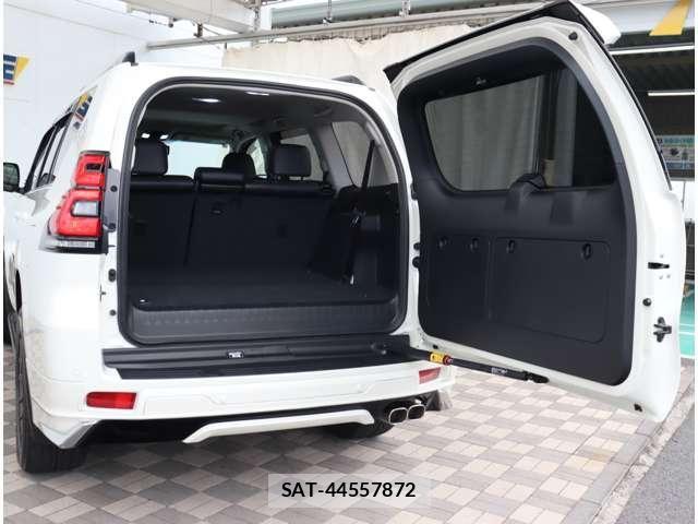 Toyota LAND CRUISER PRADO 2023-03 8315039-21