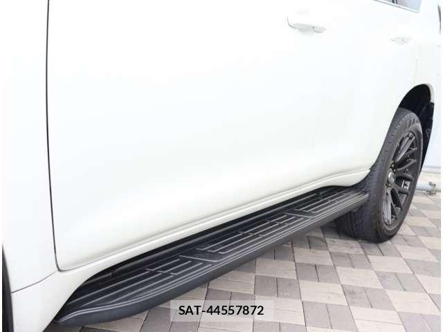 Toyota LAND CRUISER PRADO 2023-03 8315039-6