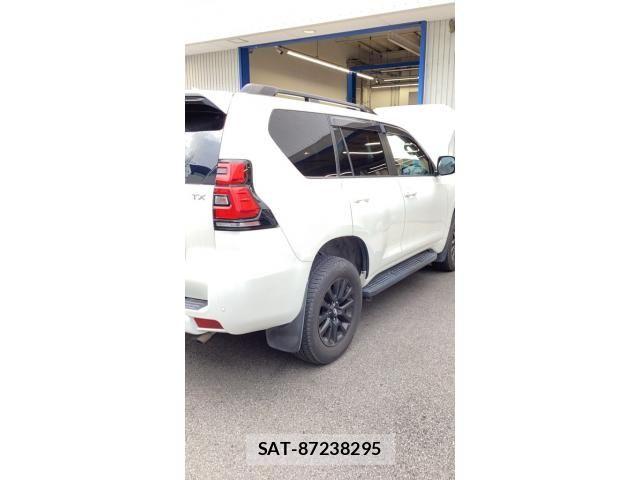 Toyota LAND CRUISER PRADO 2021-12 8315040-3