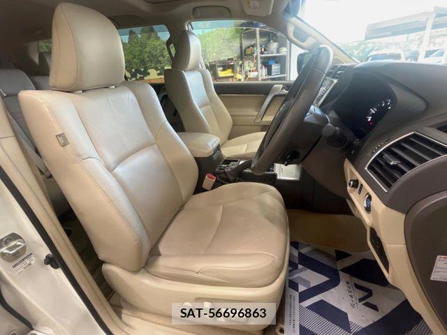Toyota LAND CRUISER PRADO 2023-03 8315042-11