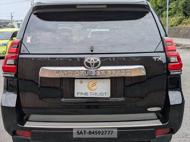 Toyota LAND CRUISER PRADO 2018-01 8315056-19