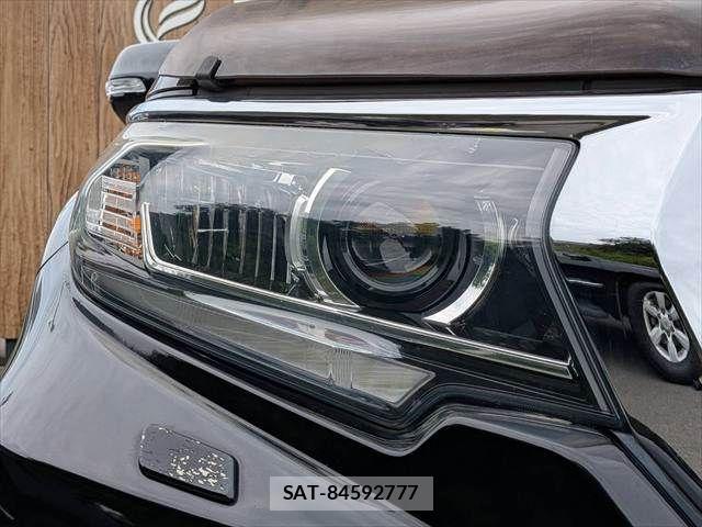 Toyota LAND CRUISER PRADO 2018-01 8315056-23